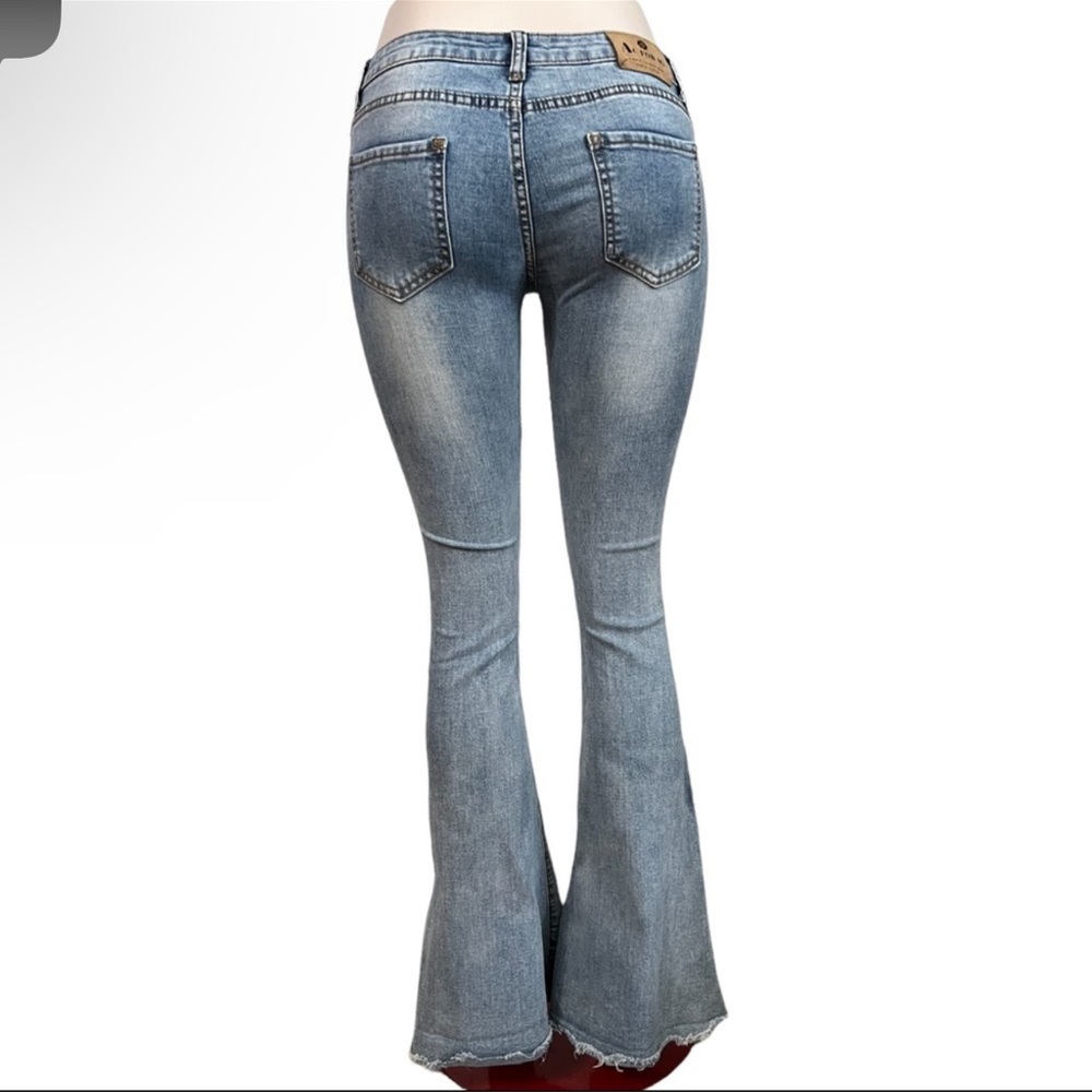 AC for AG PREMIUM Jeans Chung/Adriano Goldschmied Frayed Hem Flare - Picture 6 of 7